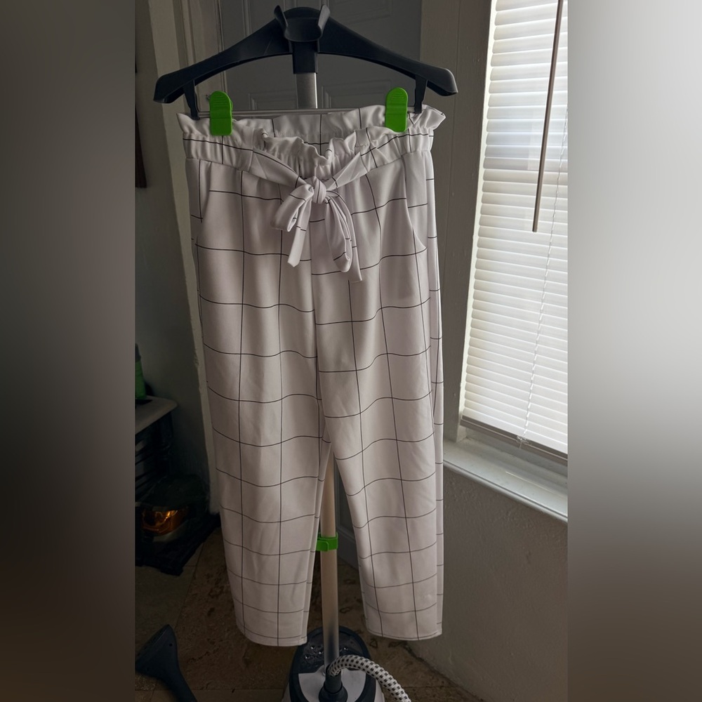 Soho Apparel White and Black Checkered Cropped Pants - Stretch